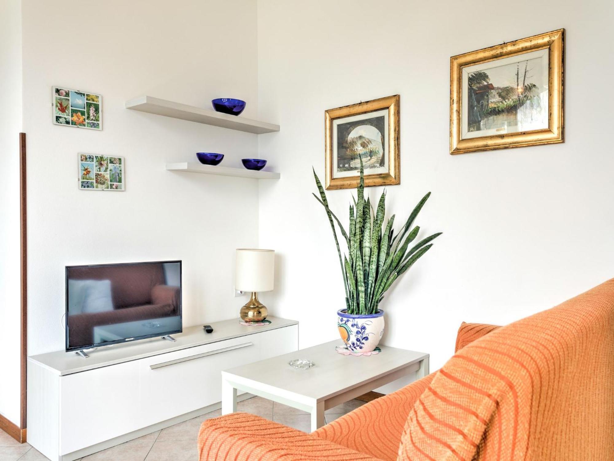 Wonderful Flat With Swimming Pool Lift And Garden Leilighet Gravedona Eksteriør bilde