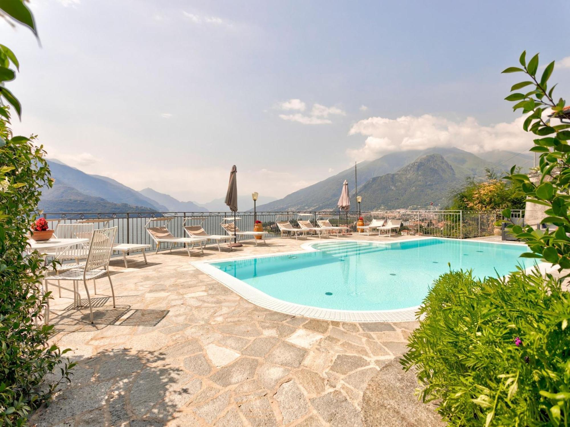 Wonderful Flat With Swimming Pool Lift And Garden Leilighet Gravedona Eksteriør bilde