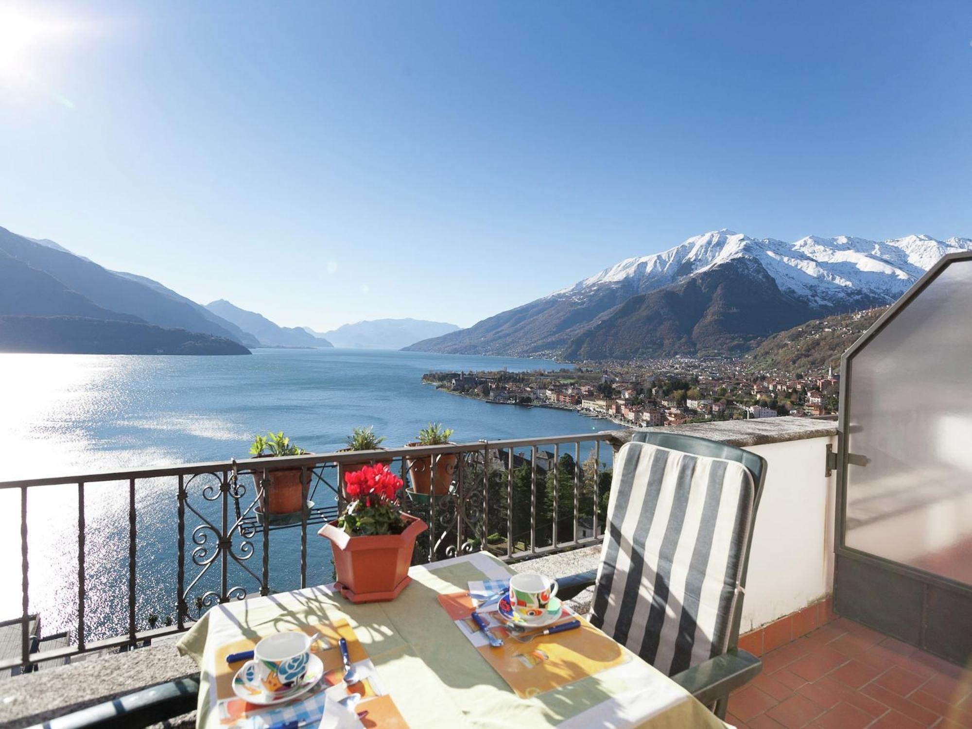 Wonderful Flat With Swimming Pool Lift And Garden Leilighet Gravedona Eksteriør bilde